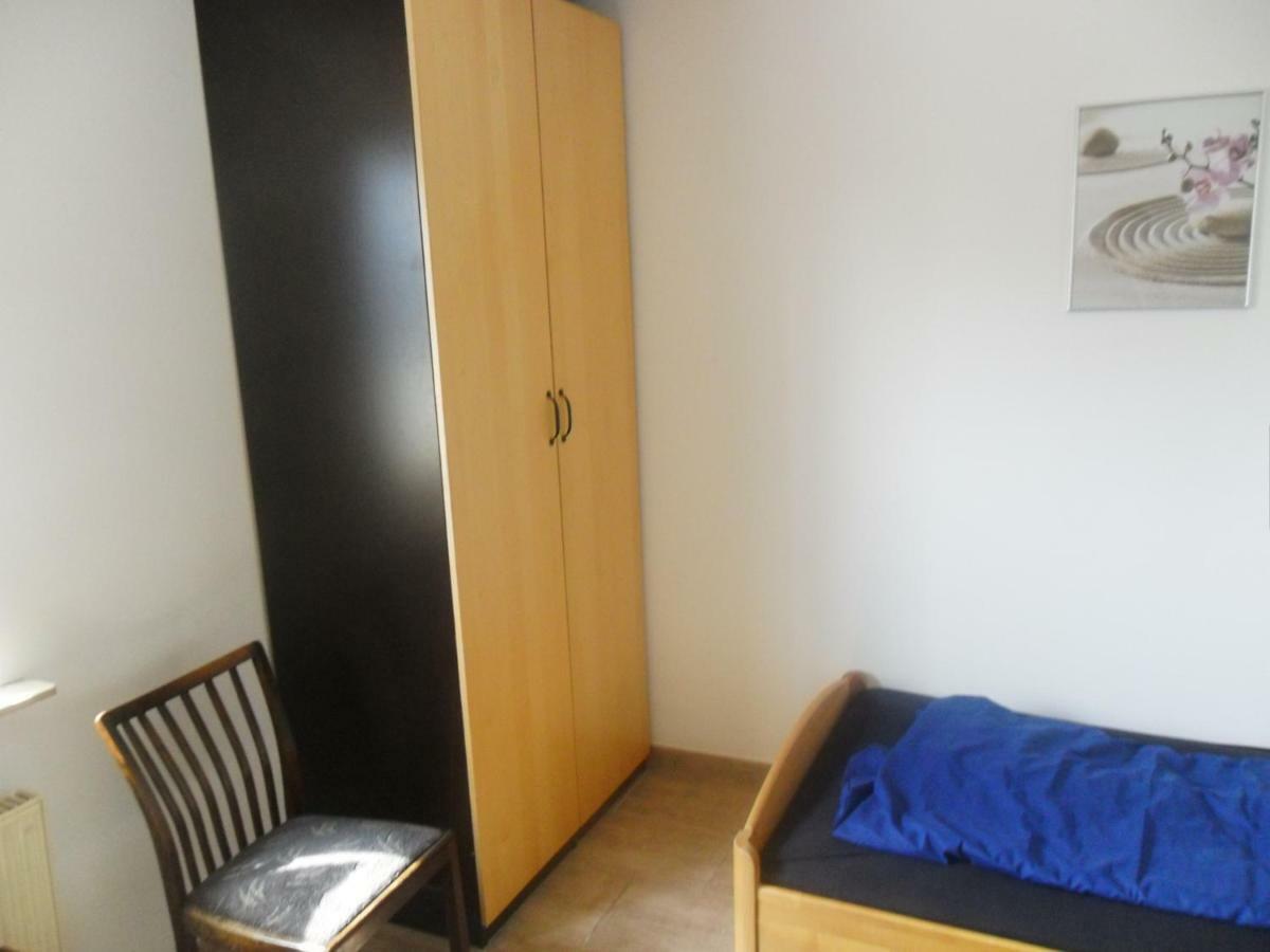 Manfred Aepkers Apartment Borgentreich Bagian luar foto